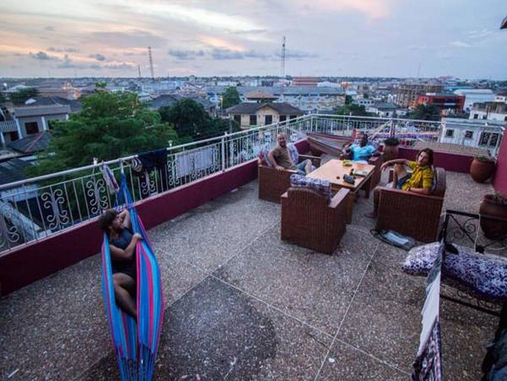 The Sleepy Hippo Hotel Аккра Экстерьер фото